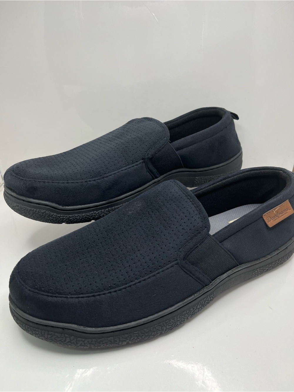 Dearfoams Slippers Mens 11-12 Cozy Comfort Perforated Moc Toe Slip Ons Black